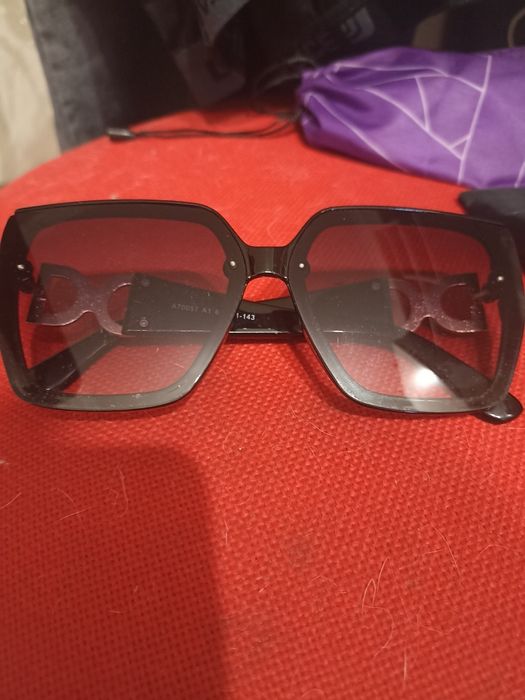 Продам очки гучи