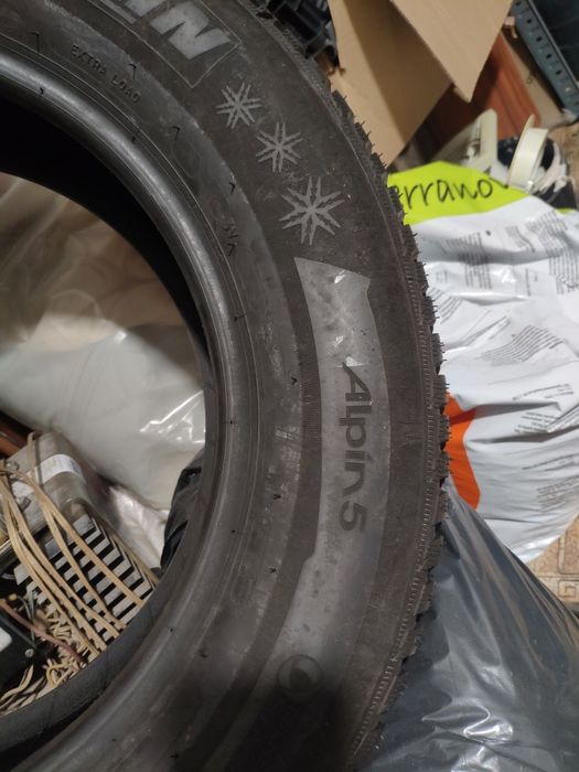 Michelin alpin 5  225/60 R16 Hankook 235/60 R16