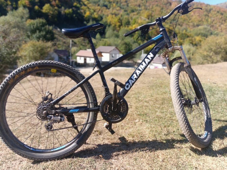 Vând bicicletă foarte bună