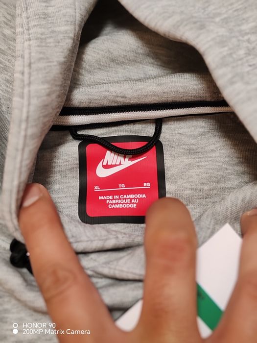 Ново Nike tech fleece Nike tech crew