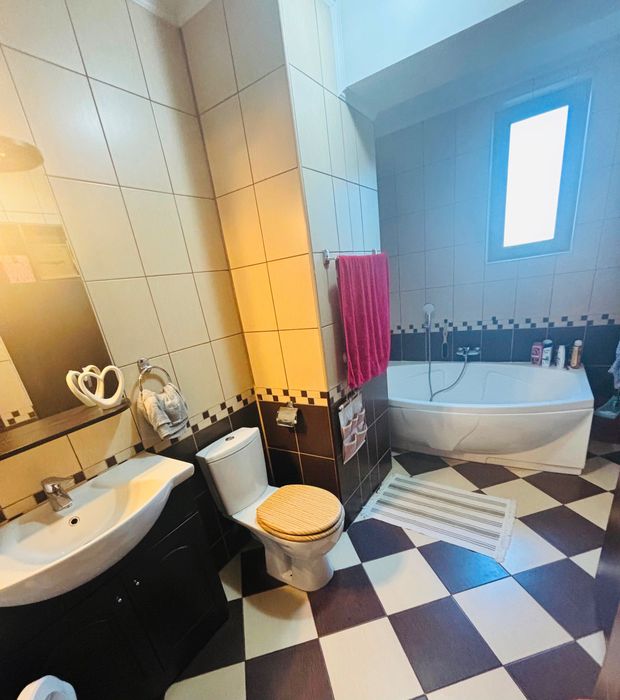 Apartament 3 camere Otopeni 87 mp
