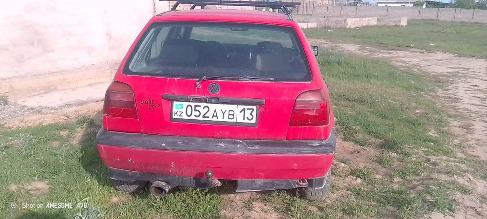Фолксфаген голф сатылады