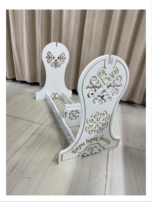 Смарт бесік, сам качается от сети.