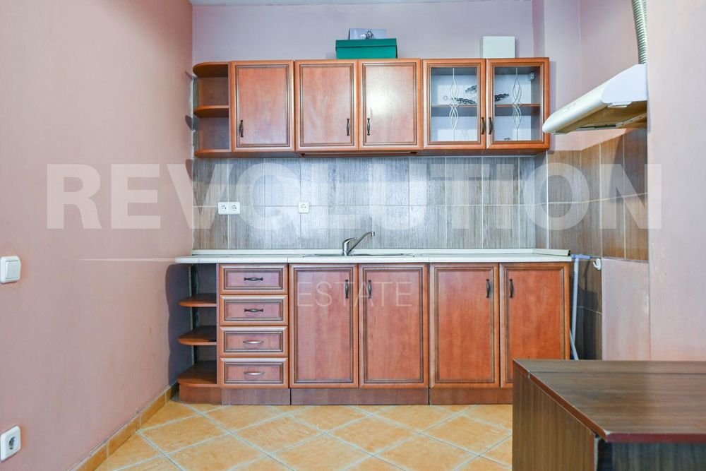Двустаен апартамент в кв. Витоша