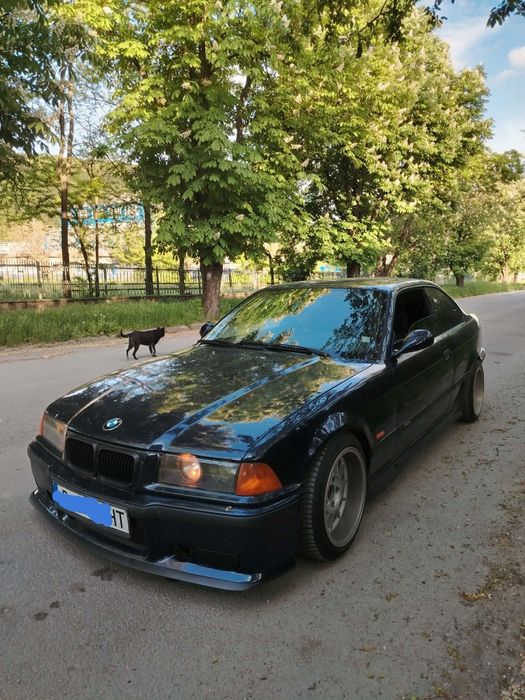BMW e36 coupe 2.8