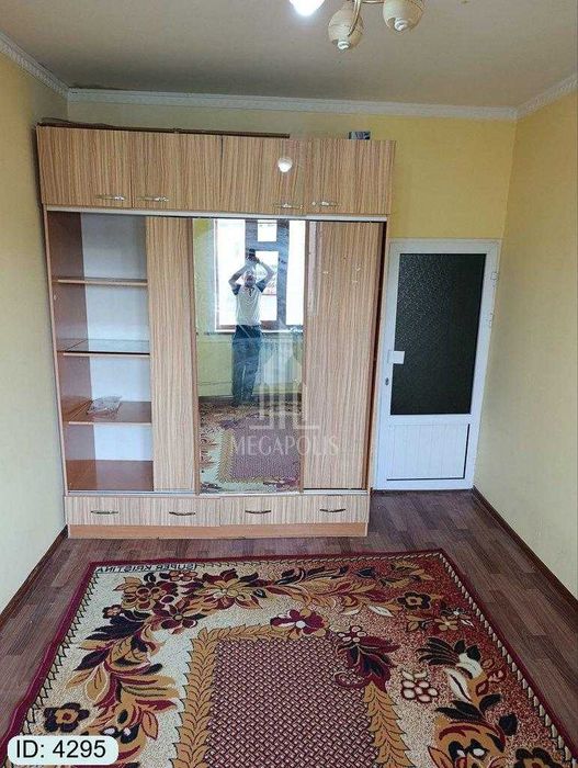 sharq1 da kvartira sotiladi №4295
