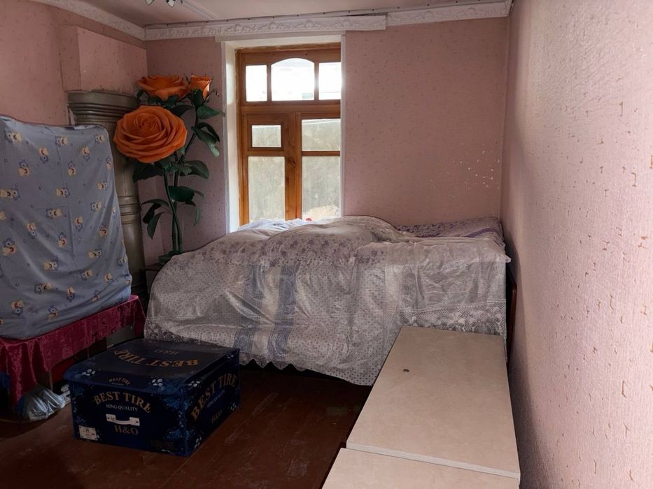 Продается участок 5 комнатная/ возможен обмен на 3 комнатную квартиру