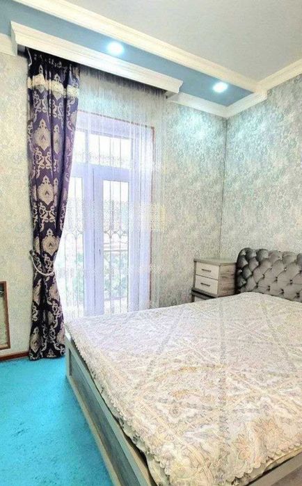 3/2/4 ТЦ Next, Magic City, Яккасарайский р-н