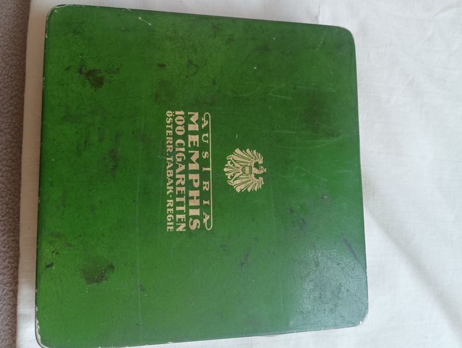 Кутия от пури и цигари