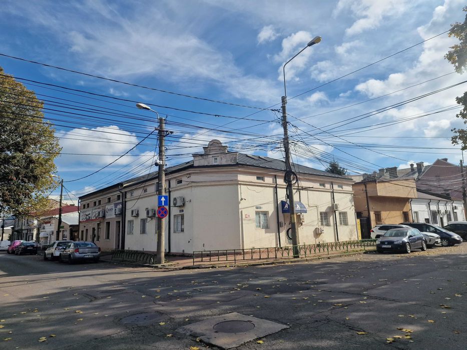 Clădire comercială independentă de închiriat – 255 mp + subsol – Str. Atelierelor nr. 8, Constanța