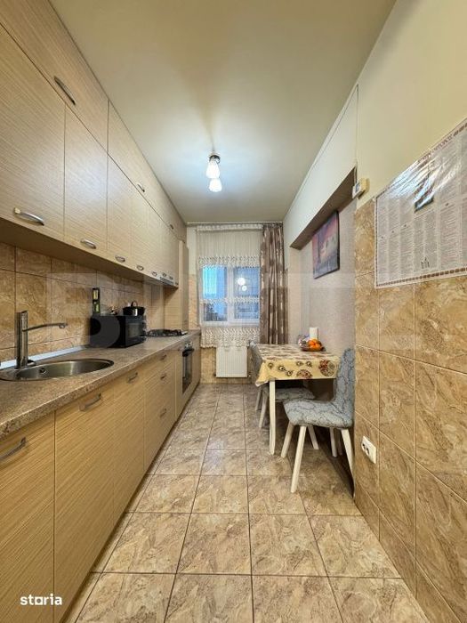 Apartament 2 camere, 58mp, decomandat, parcare inclusa, balcon Eroilor