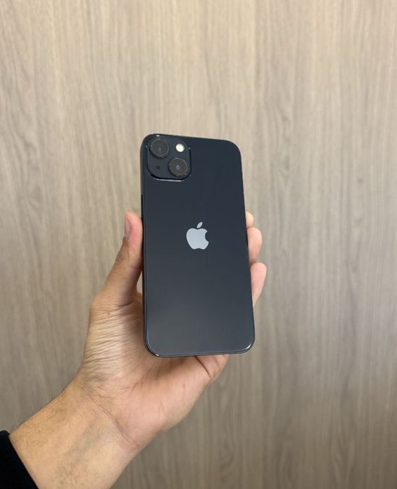 Продам Айфон 13 128gb
