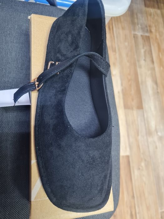 Продам женские балетки