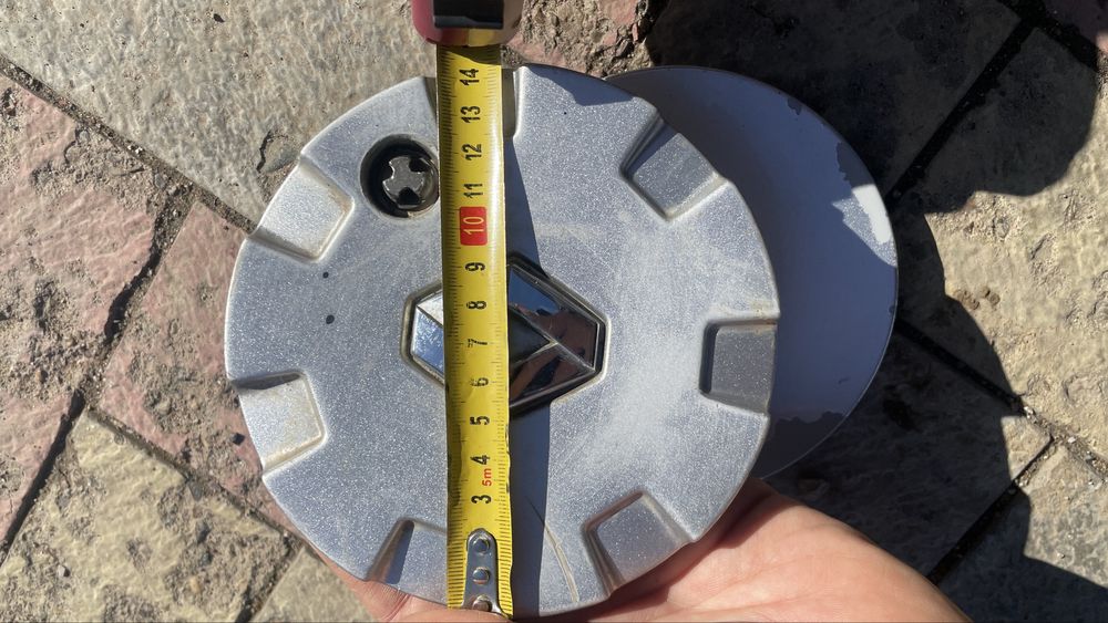 Колпак на диск Рено