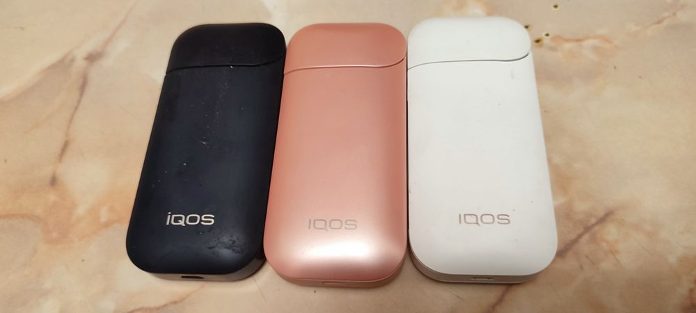 Tigari electronice Iqos si Glo