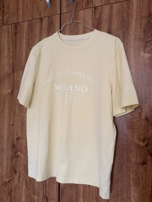 Тениска Miss Sixty в актуалния butter yellow цвят