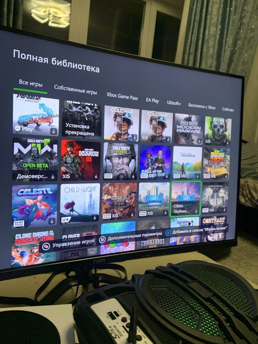 Xbox series S, 2геймпада + 500игр