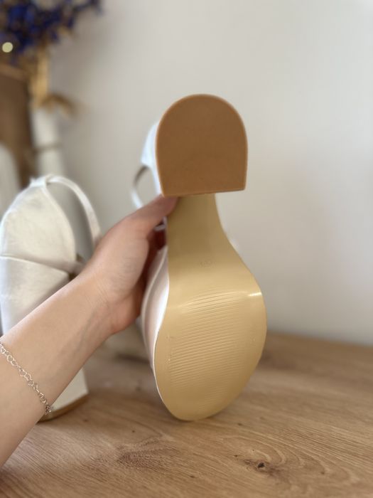 Високи обувки с платформа