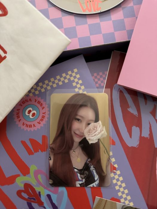 ITZY албум Crazy In Love OT5 ver.