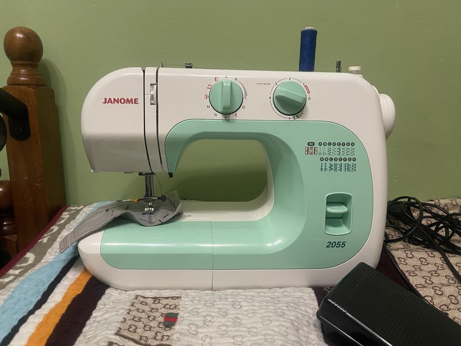 Швейная машинка Janome 2055