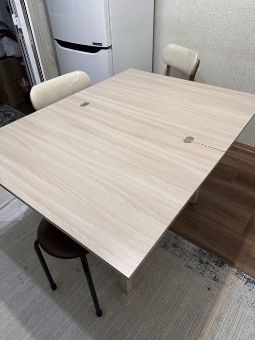 Стол для кухний