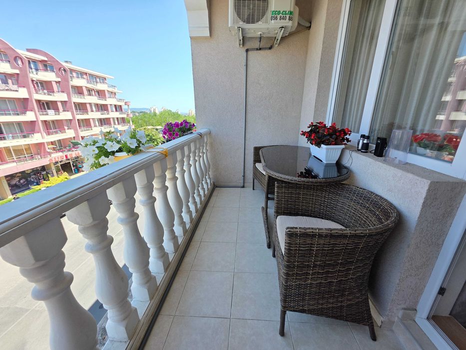 Продава се Тристаен апартамент в Несебър - 77 кв.м за 1558 €/кв.м - Снимка #8