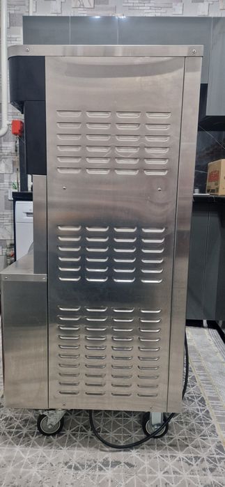 Срочно продам мороженое аппарат