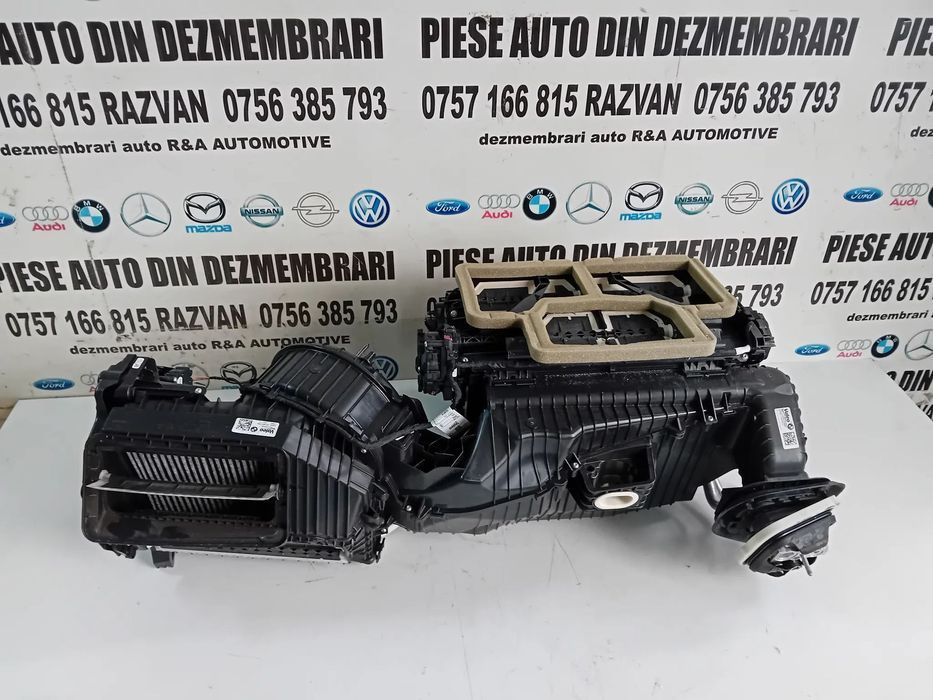 Carcasa Tulumba Aeroterma Bord Bmw Seria 4 G22 G23 G26 Volan Stanga Cod 6843808