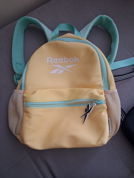 Раници Adidas, Reebok цената е за брой