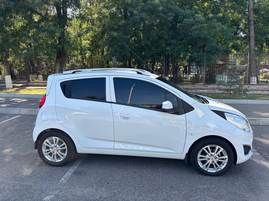 Chevrolet Spark AT