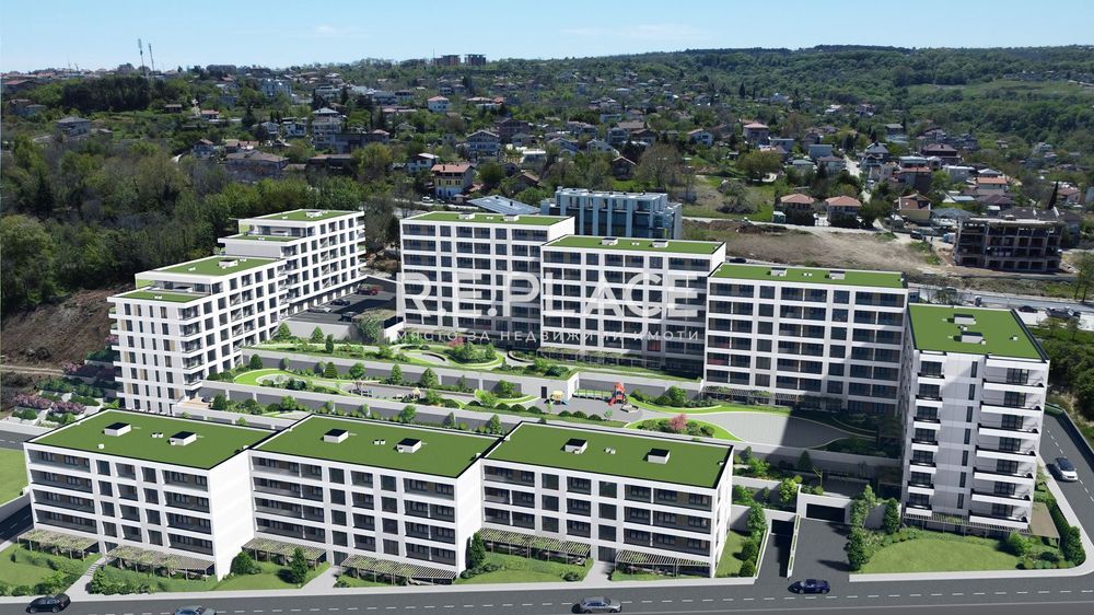 Продава се Четиристаен апартамент в Варна, Галата - 173 кв.м за 2018 €/кв.м - Снимка #1