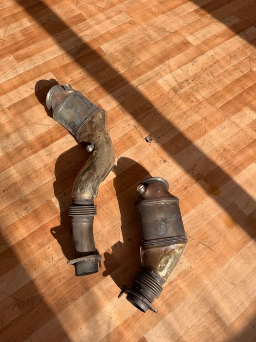 BMW f82 M4 single mid pipe и катализатори