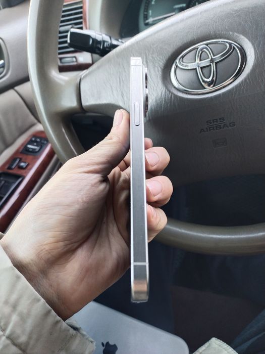 Срочно продам iPhone 15 pro max