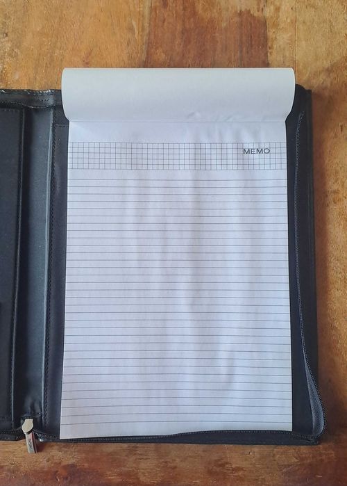 папка за документи с цип луксозна кожена черна Марксман Marksman А4