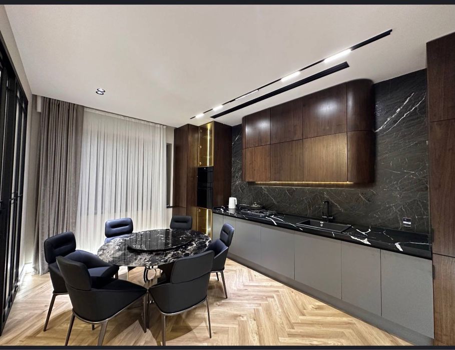 Минор жк мухташам 3 комнаты сдается