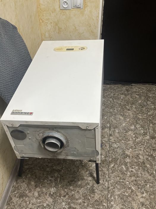 Продам газовый котел Hubert