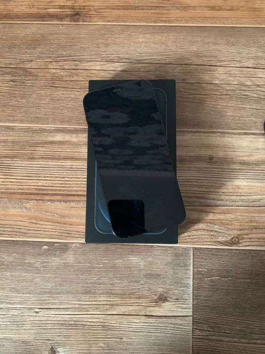 Айфон 12 про 256 в идеальном состоянии