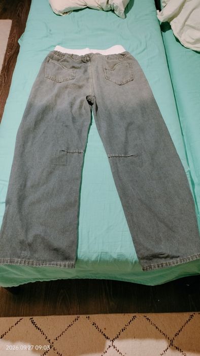 Pantaloni blugi damă