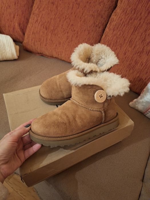 Cizme zapada UGG maro 36