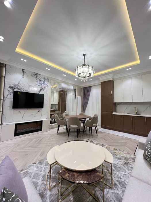 Жк Казахстан-Сдается новая 3-х комнатная квартира в элит комплексе!