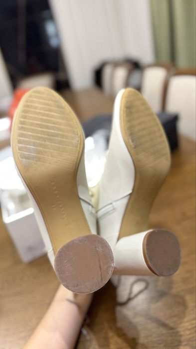 Новые ботинки Zara