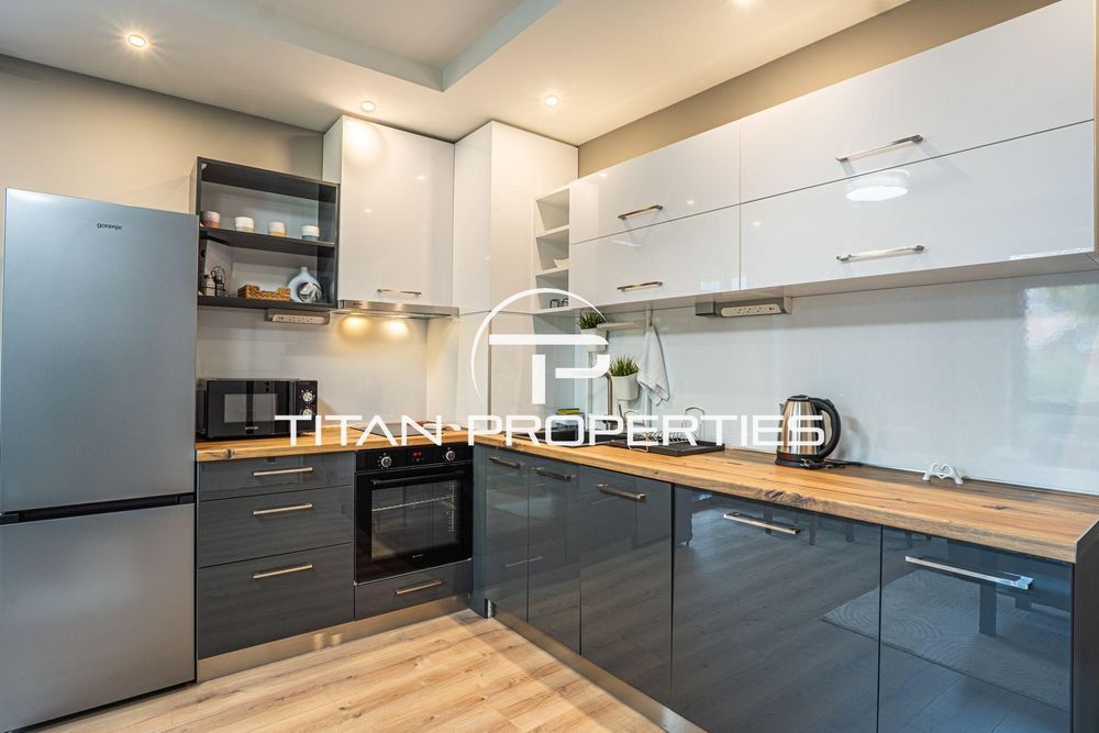 ЧИСТО НОВ! Двустаен апартамент под наем в жк. Христо Смирненски