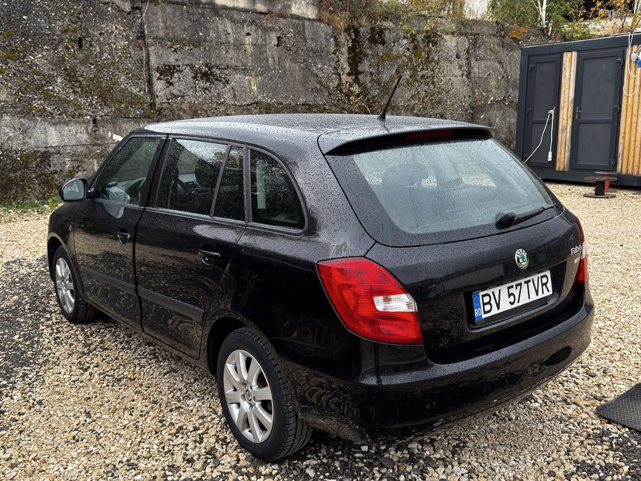 SKODA Fabia 2013 — imagine 4