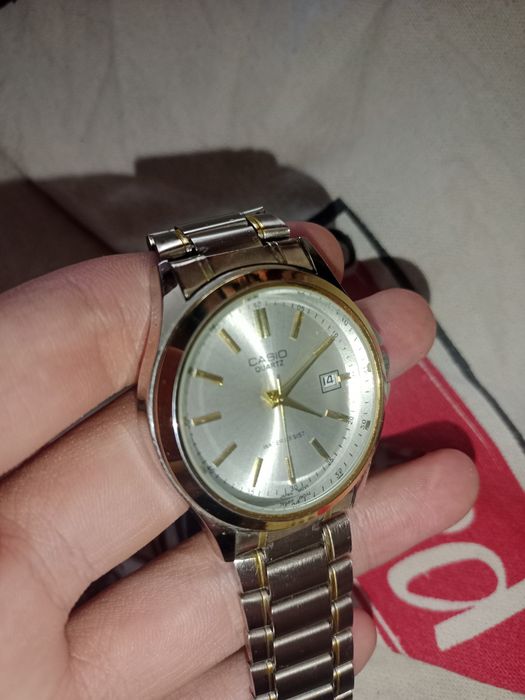 Часы Casio Quartz оригинальные