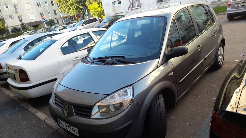 RENAULT 4 2006 — imagine 2