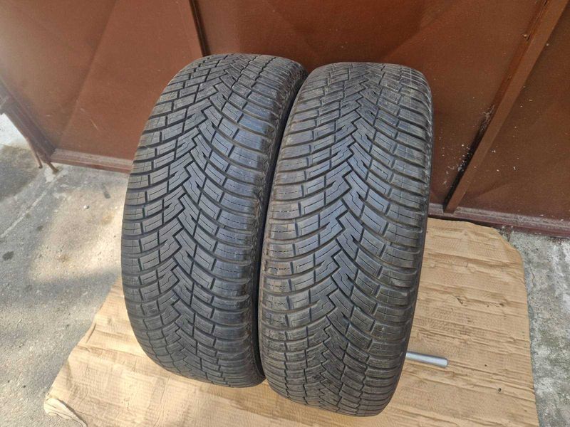 2 Pirelli R17 225/60
всесезонни гуми
DOT4721