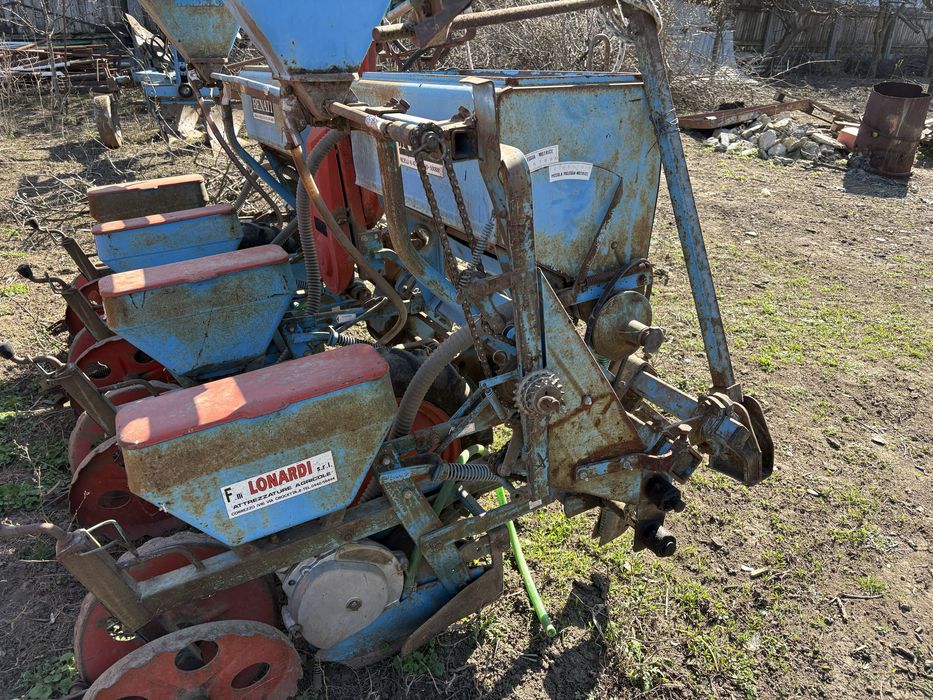 Vand semanatoare monosem 4 randuri