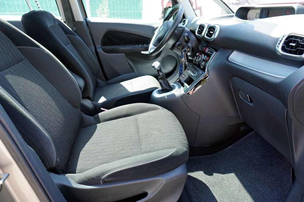 Citroen C3 Picasso,  benzină,  an 2011