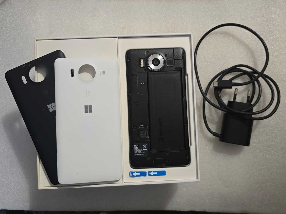 Telefon mobil Microsoft Lumia 950, 32GB, 4G, Black