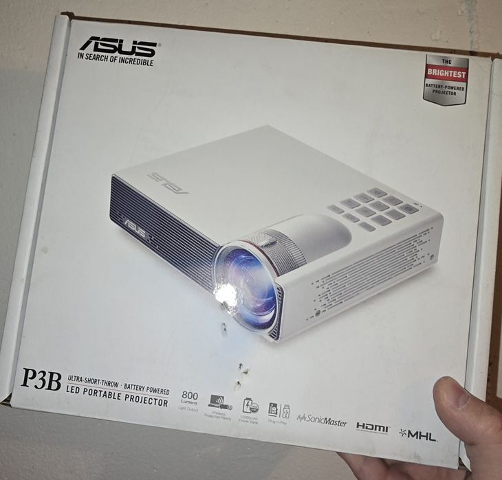 Videoproiector ASUS P3B HD portabil